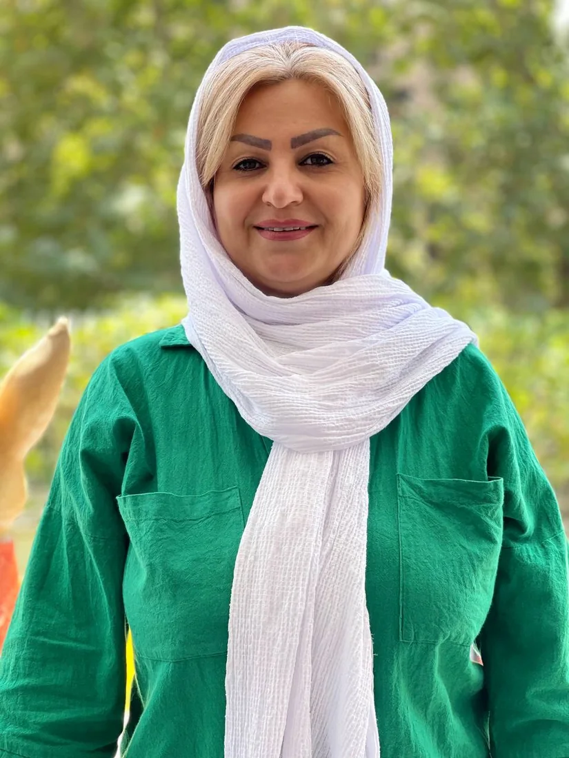 فاطیما میرزایی — دارای مدرک مربیگری کودک